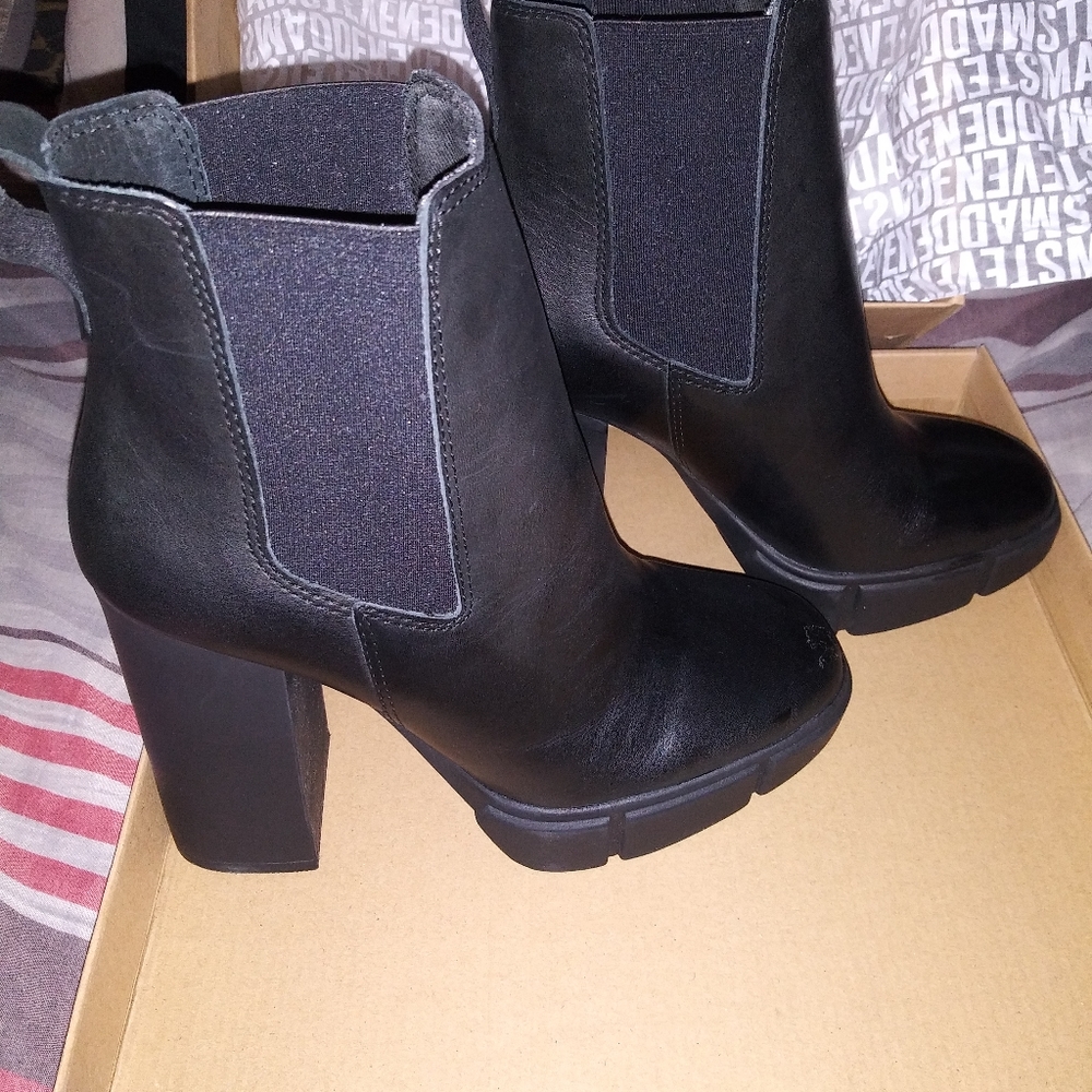 Booties - Picture 4 of 7